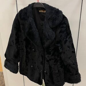 Elegant Black Teddy Jacket